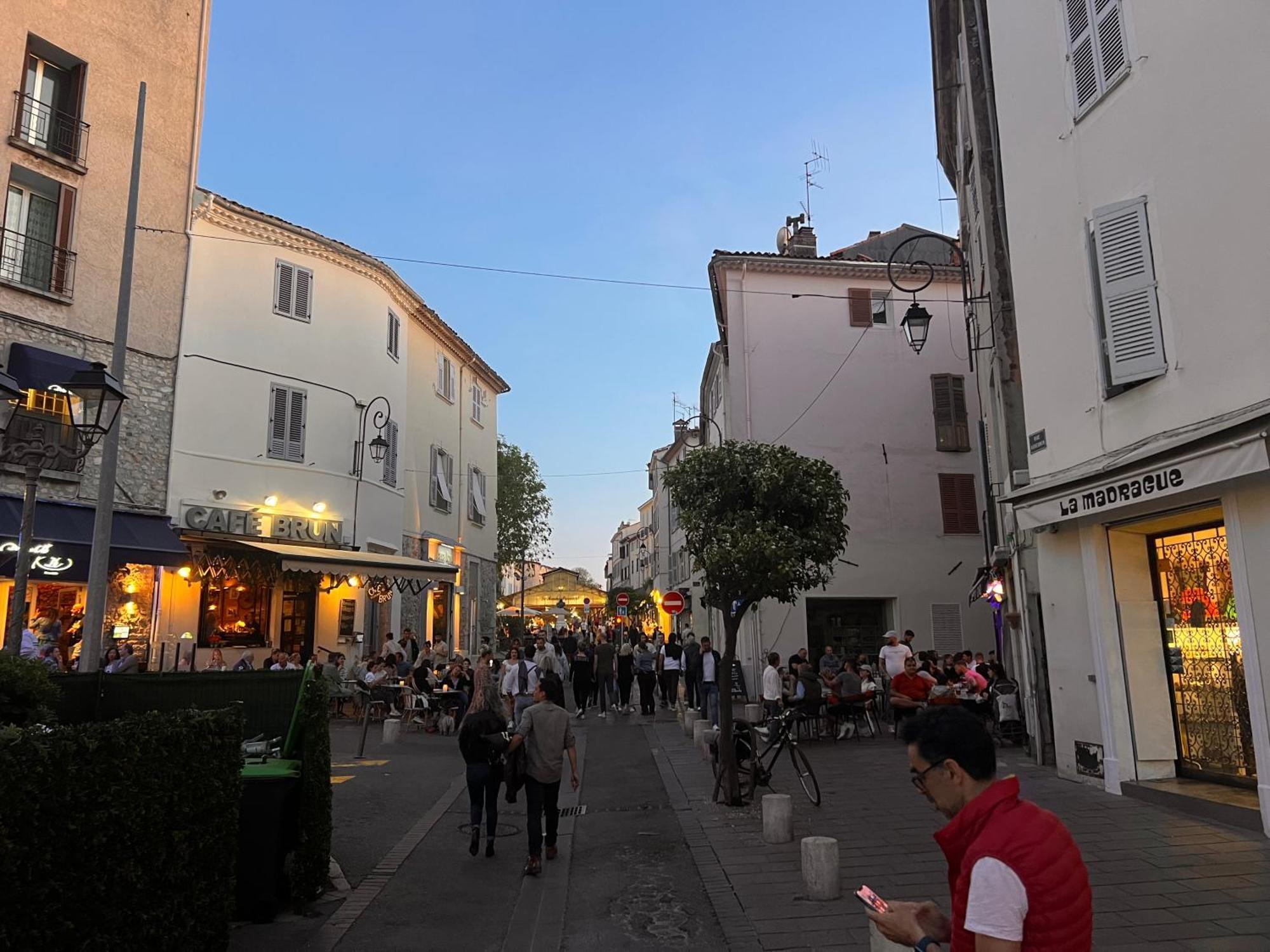 Location Cote D Azur 호텔 앙티브 외부 사진