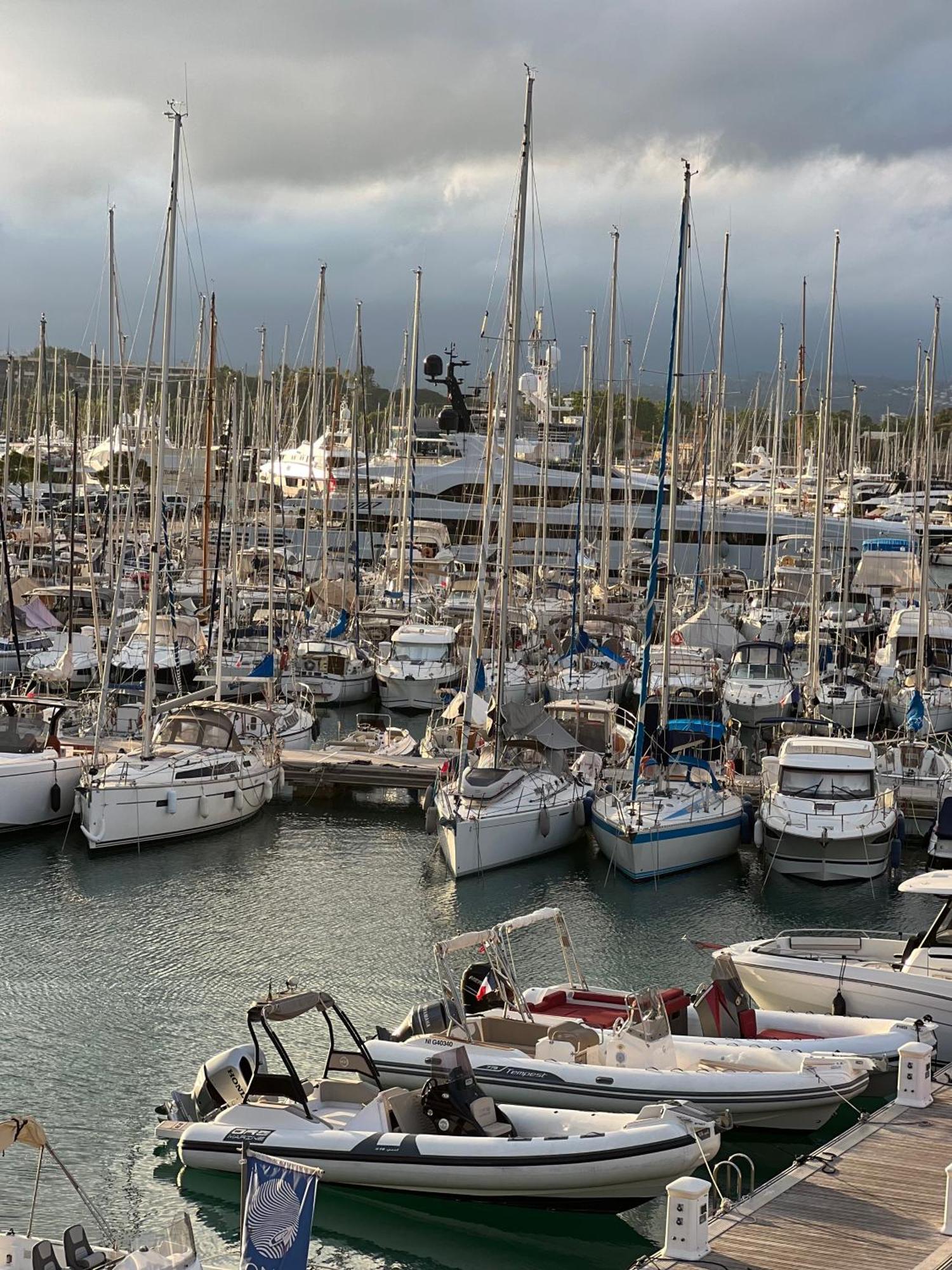 Location Cote D Azur 호텔 앙티브 외부 사진