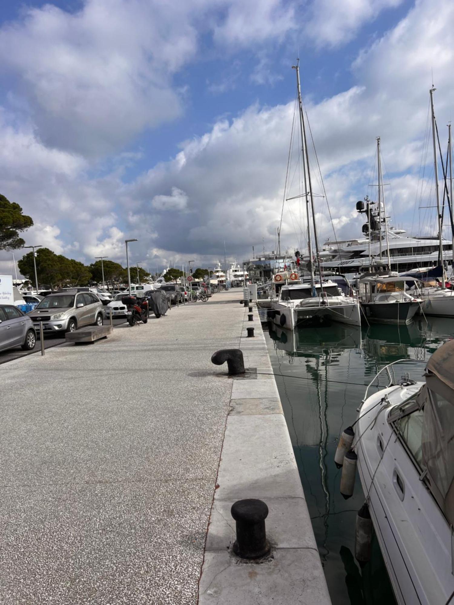Location Cote D Azur 호텔 앙티브 외부 사진